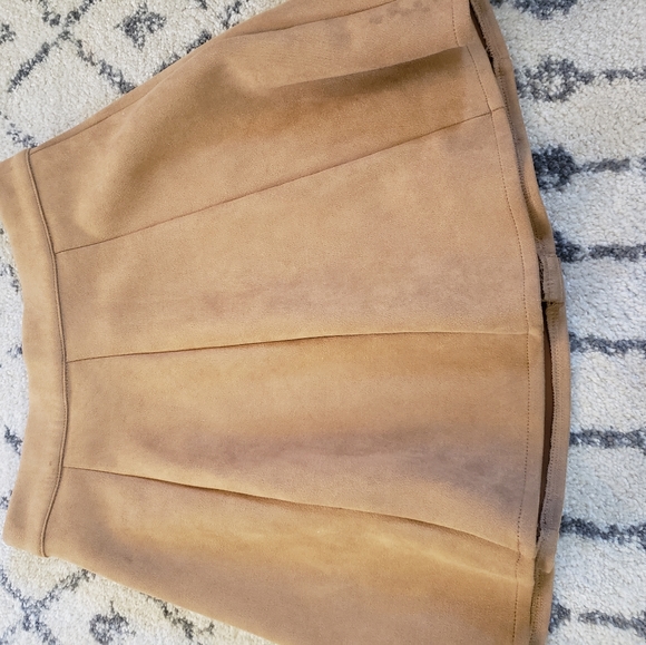 Womens Beige Skirt - Picture 2 of 3